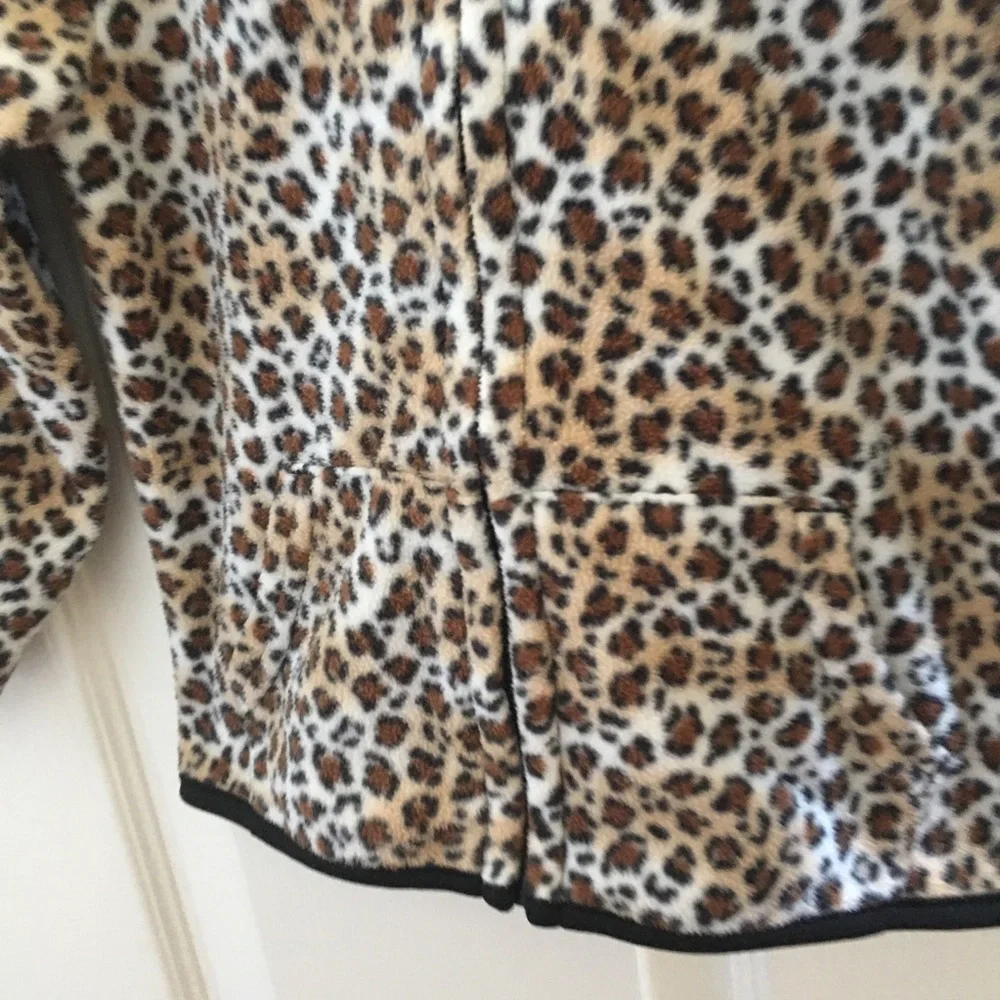 FINAL MARKDOWN Girls garanimals fleece jacket 2t